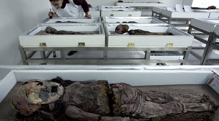 World’s oldest mummies undergo scans & DNA tests